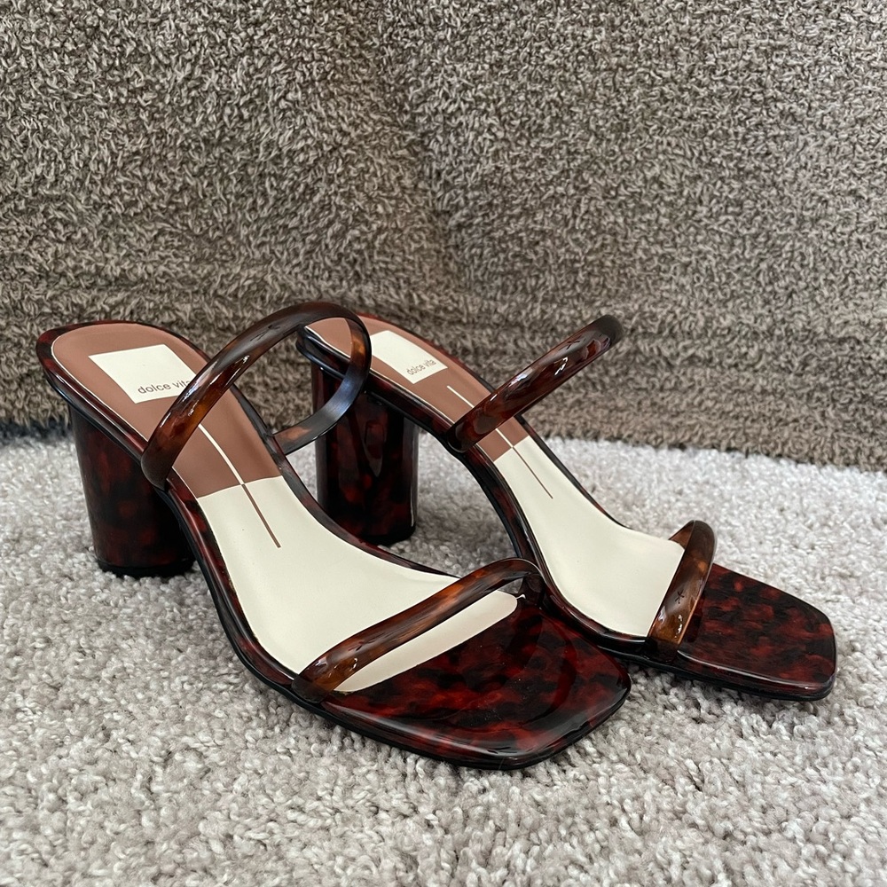 Dolce Vita Noles Heels in tortoise